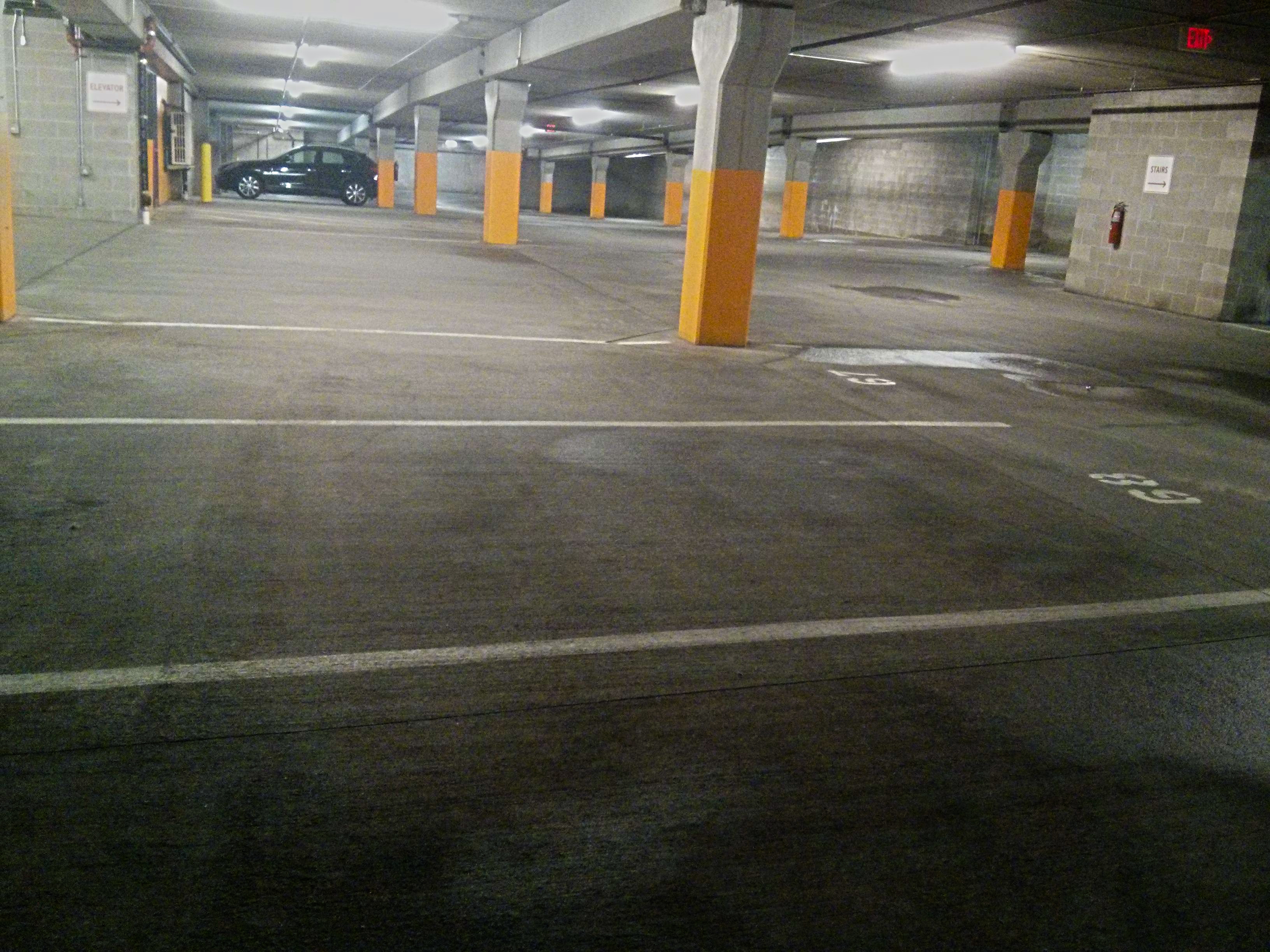 132 Parking Stalls in this Minneapolis Commercial Parking Garage image 2