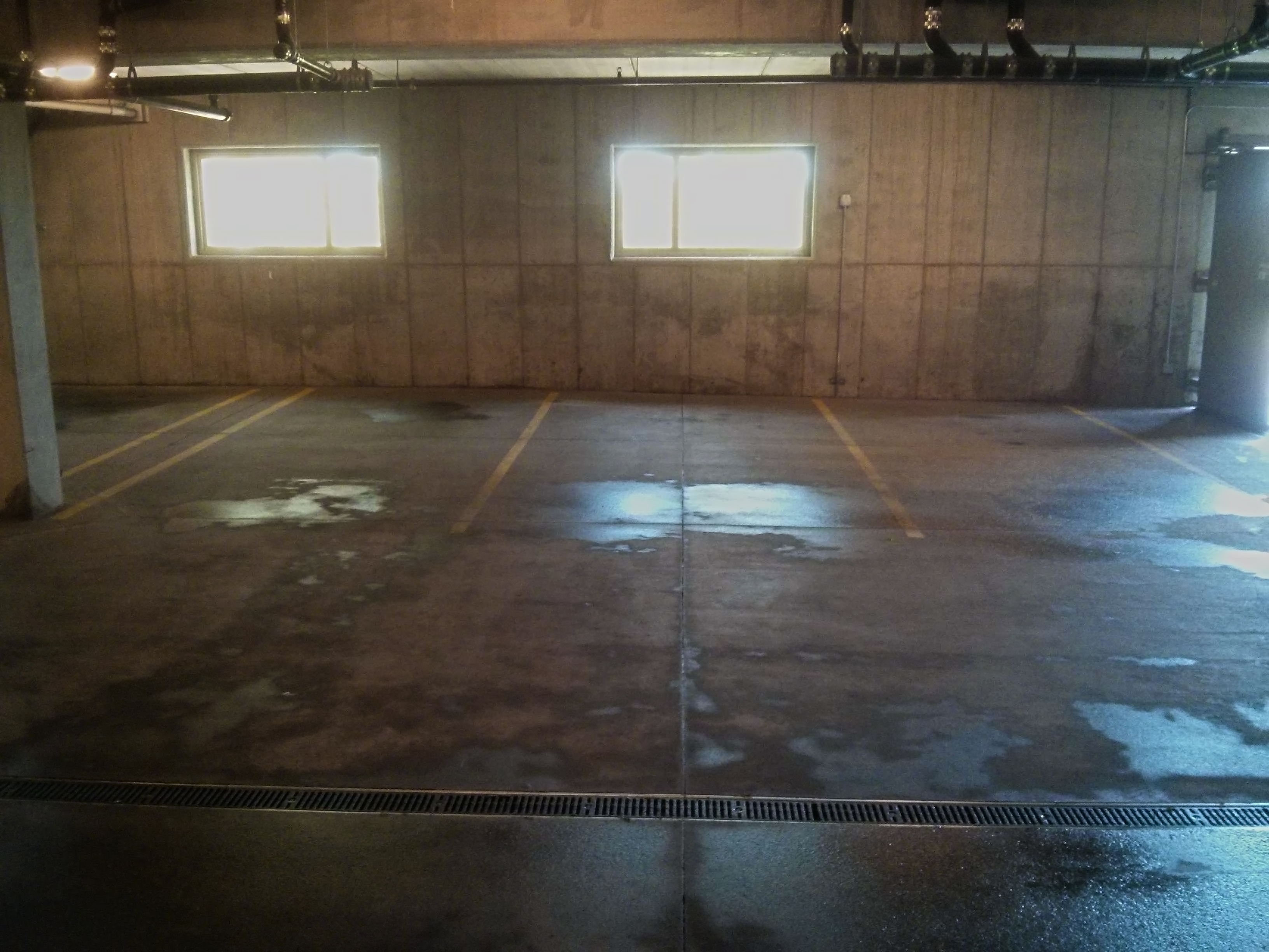 Multi-Housing Apartment Above Ground Parking Garage in Minneapolis, Minnesota image 9